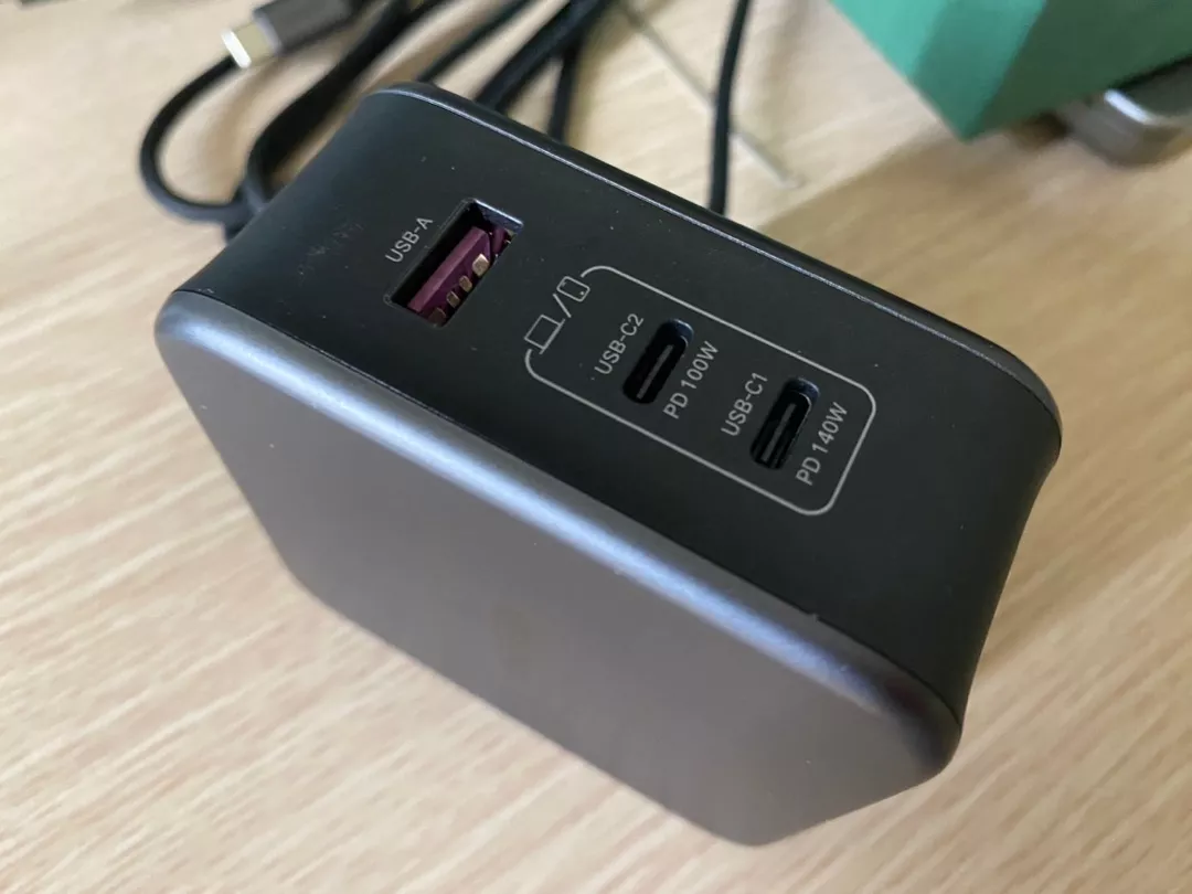 Cổng sạc. Các cổng sạc khác nhau như thế nào?
