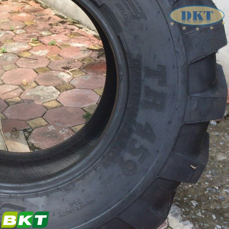 Hình ảnh: Lốp xúc lật 16.9-24 BKT