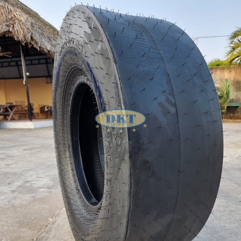 Hình ảnh: Lốp Xe Lu - Lốp 11.00-20 GALAXY - Lu láng, lu thảm