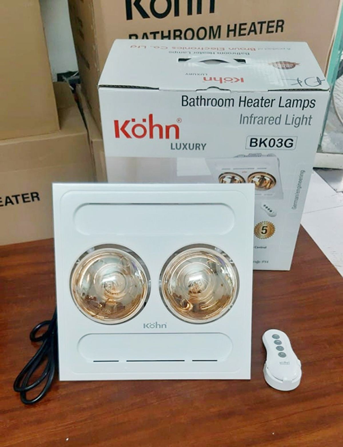 Đèn sưởi nhà tắm 2 bóng Braun Kohn âm trần 550W BK03G - Điều khiển bằng công tắc đơn giản