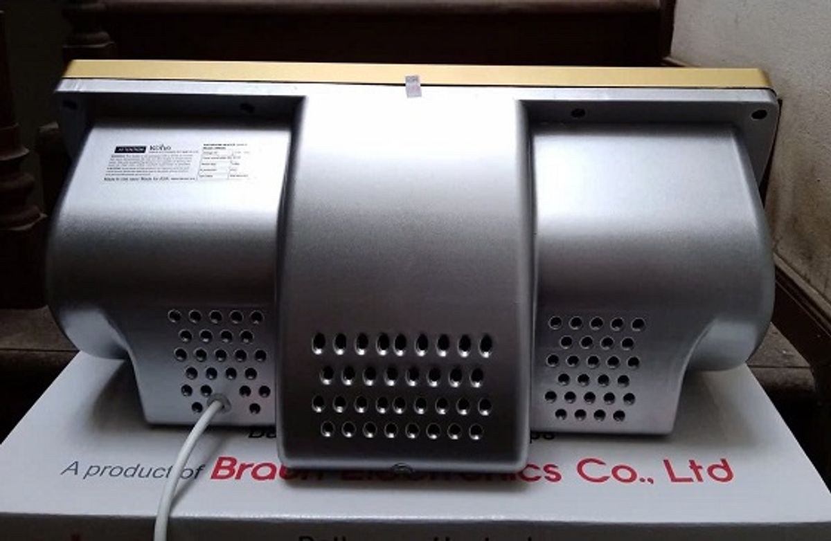Đèn sưởi nhà tắm 3 bóng Braun Kohn treo tường 825W KN03G - Điều khiển bằng công tắc đơn giản