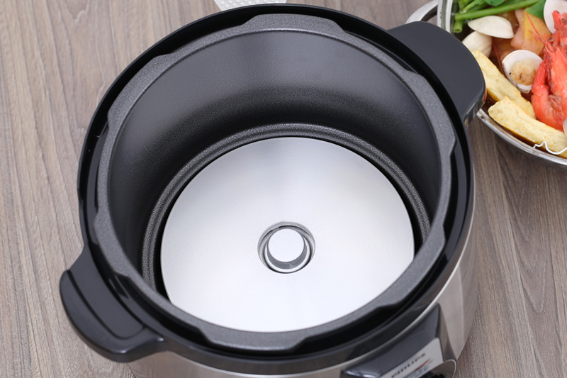 Nồi áp suất điện cơ Philips 14 công thức nấu 5 lít HD2103/66 - Điều khiển bằng núm vặn cơ — đơn giản, bền bỉ