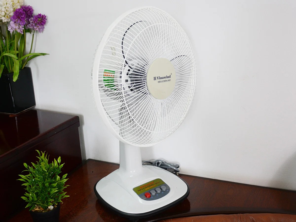 Quạt bàn Vinawind 300mm QB300 - Hàng Việt Nam chất lượng cao, bảo hành 12 tháng