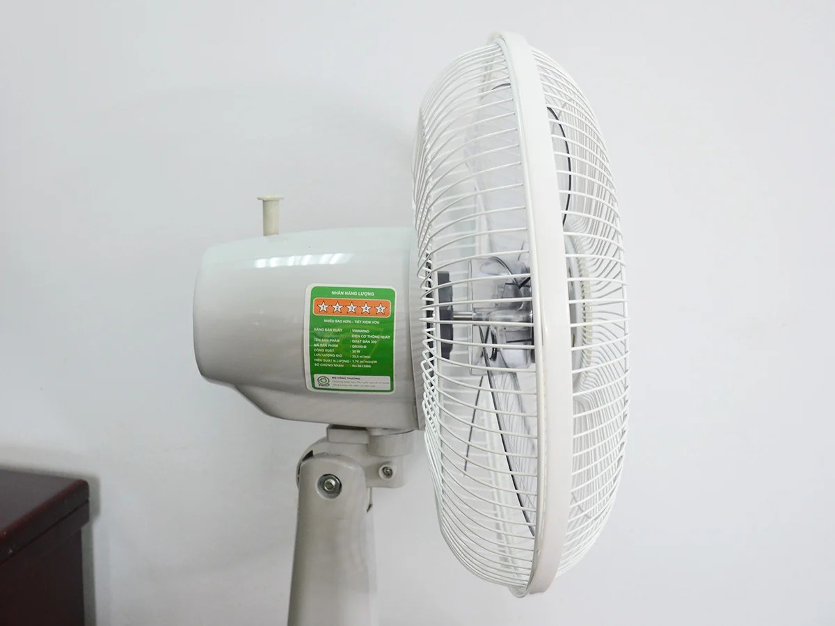 Quạt bàn Vinawind 300mm QB300 - Lồng quạt an toàn, dễ vệ sinh