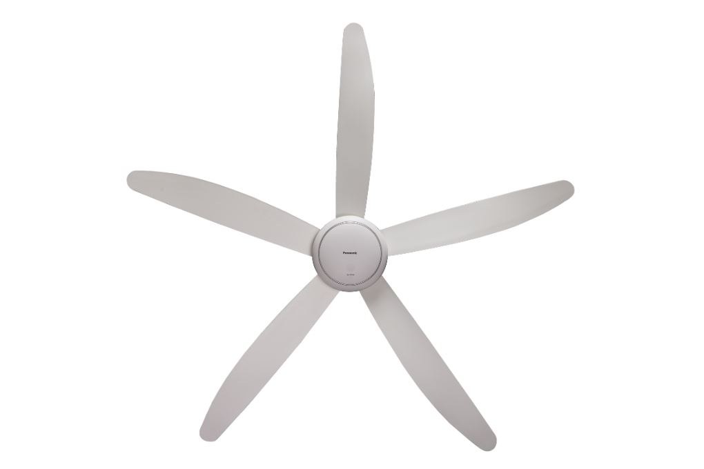 Quạt trần Panasonic 5 cánh động cơ DC điều khiển từ xa 150cm F-60GDN - Điều khiển từ xa tiện lợi