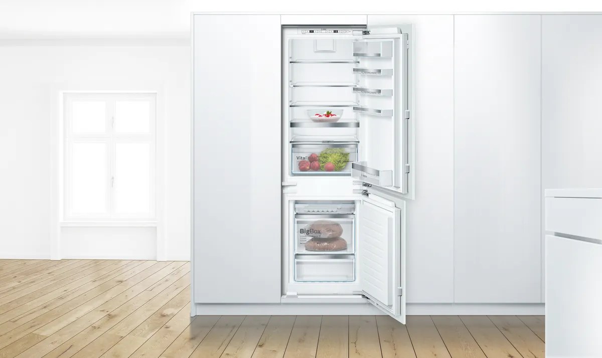 Tủ lạnh âm tủ Bosch Serie 6 NoFrost 256 lít KIN86AF30O Xuất xứ Đức - Thiết kế âm tủ liền mạch