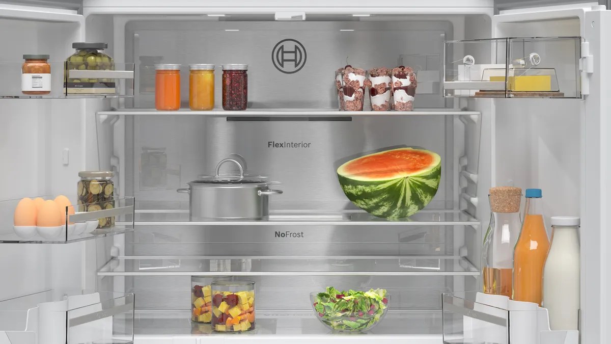 Tủ lạnh Bosch Serie 4 605 lít 4 cánh KFN96AXEA – Màu Đen - Không gian lưu trữ linh hoạt