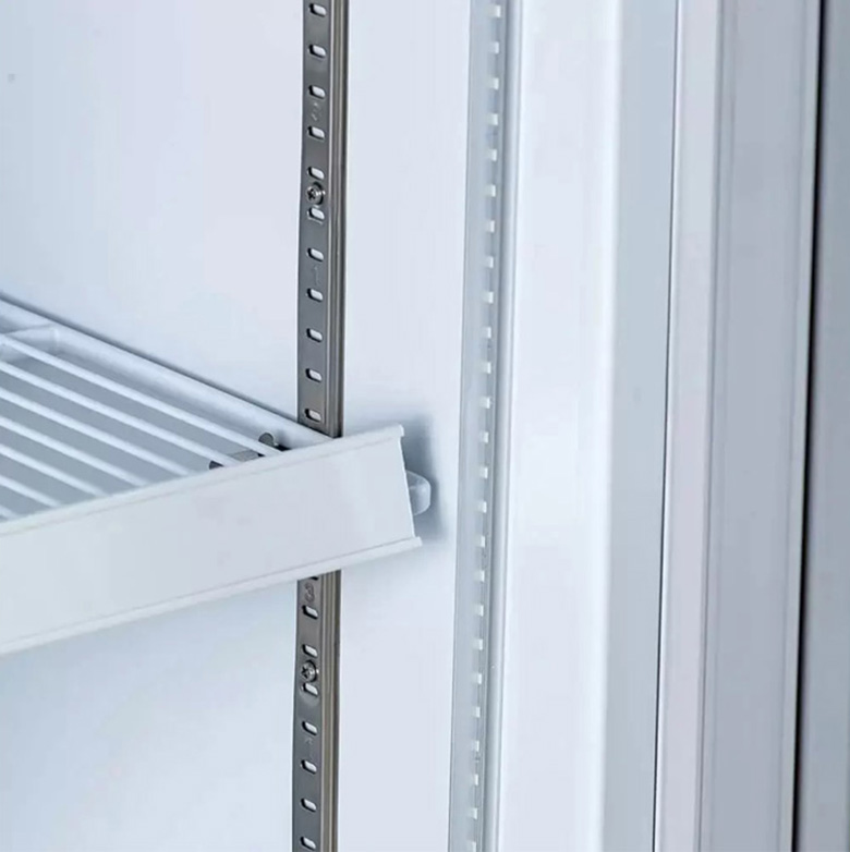 Tủ mát Alaska 800 lít LC-800C sử dụng đèn led chiếu sáng
