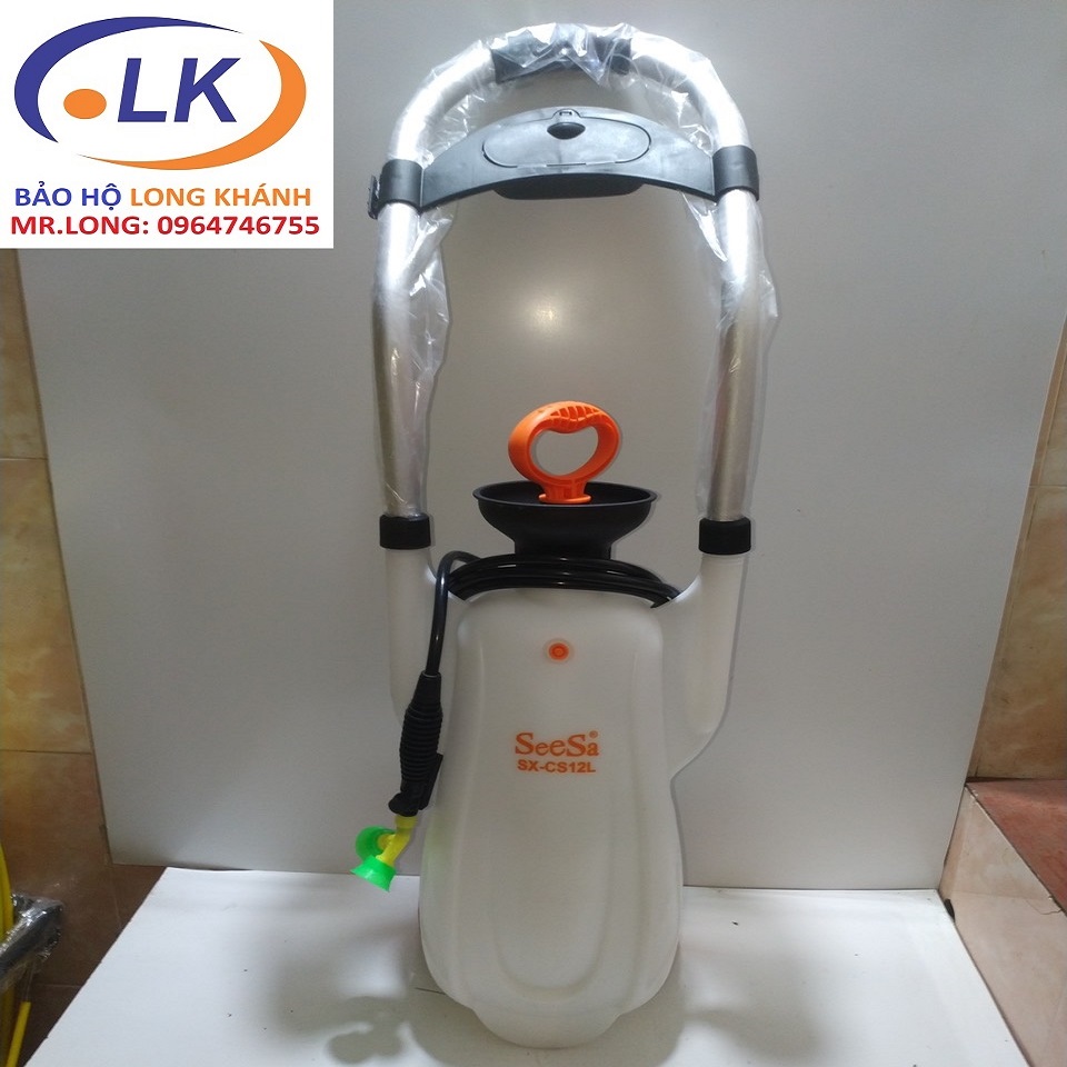 bon-rua-mat-khan-cap-di-dong-12-lit-co-banh-xe