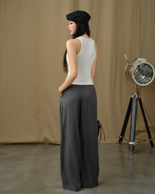 Quần Striped Xám - Ảnh 5 | Kooky House