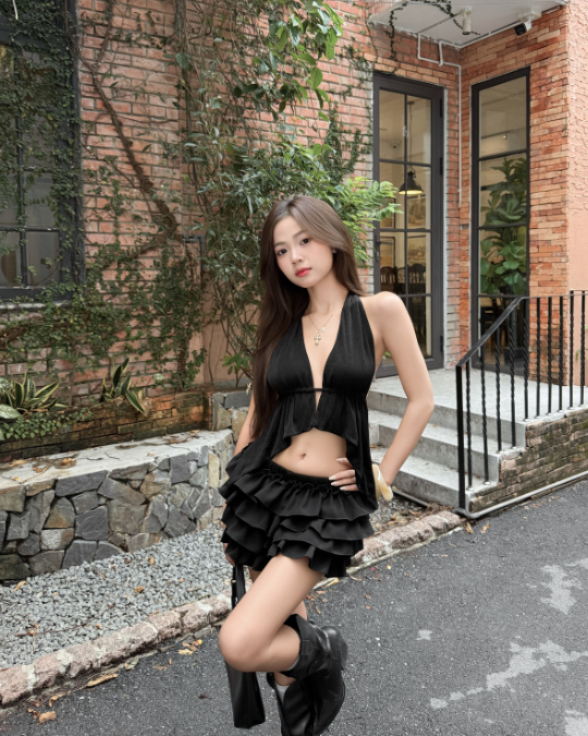 Áo Nana Đen - Ảnh 4 | Kooky House