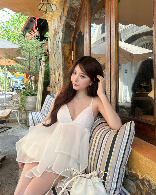 Áo Cloudy Trắng - Ảnh 5 | Kooky House