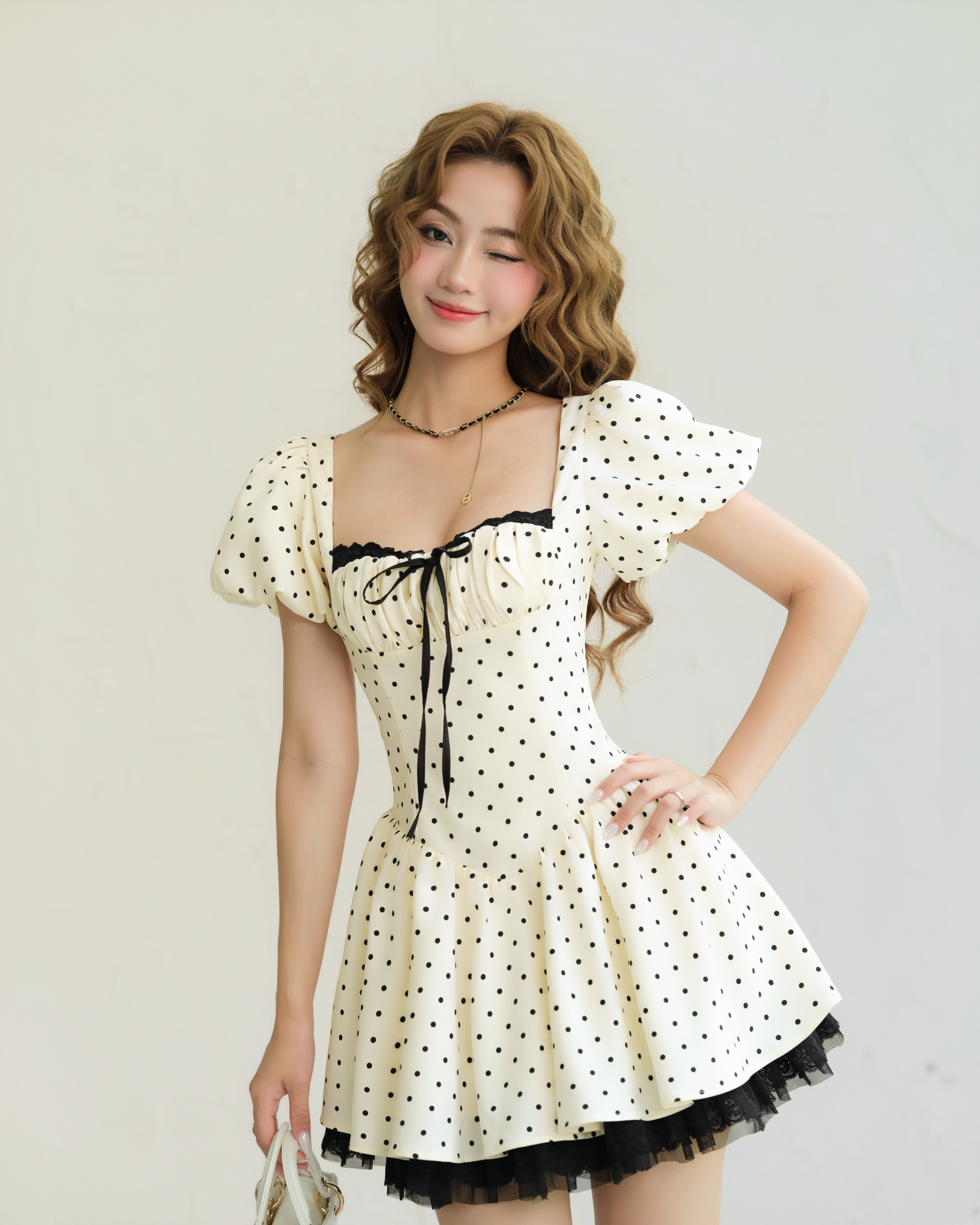 ĐẦM LAYLA KEM CHẤM BI