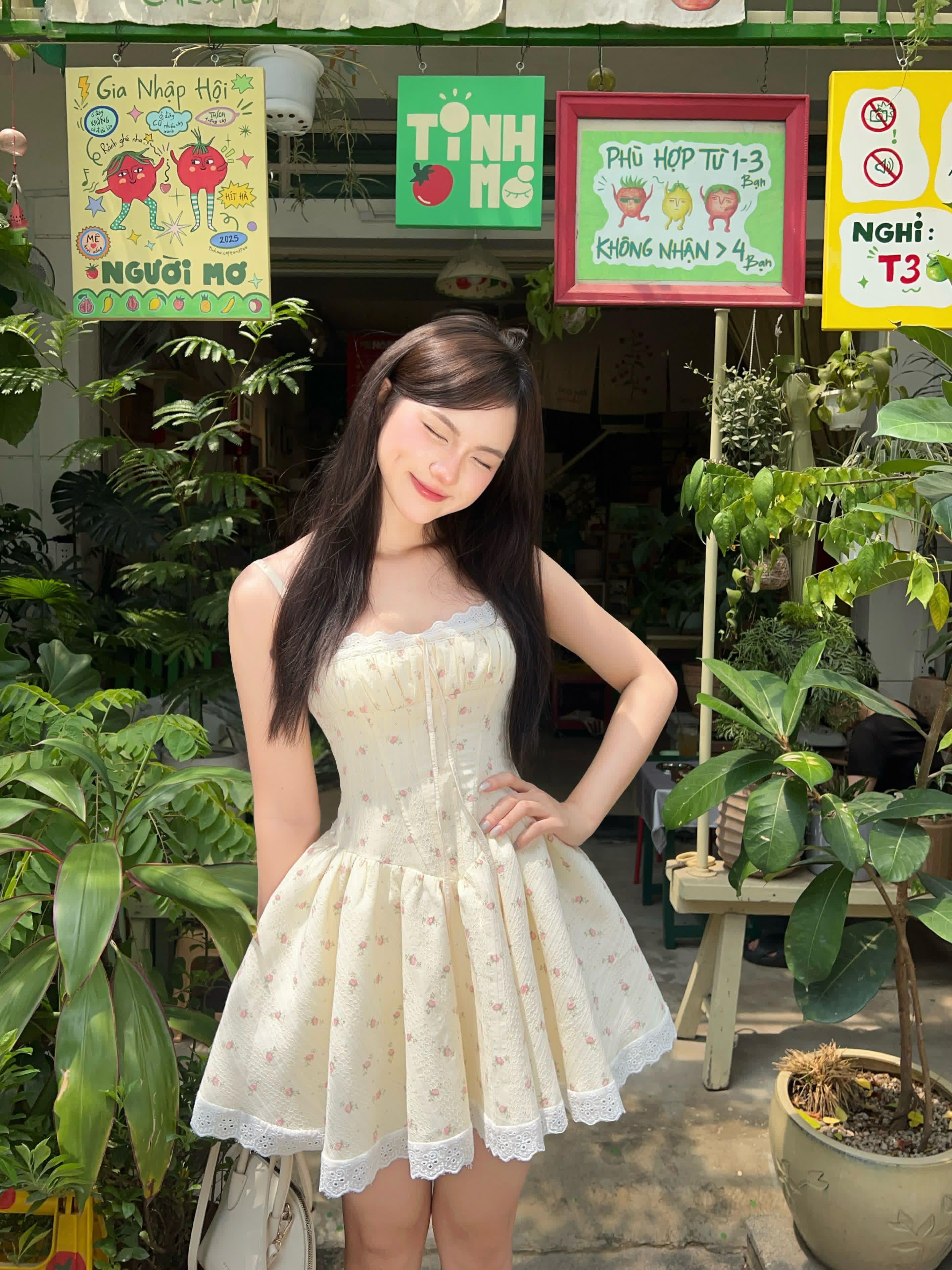 ĐẦM BELLA HOA