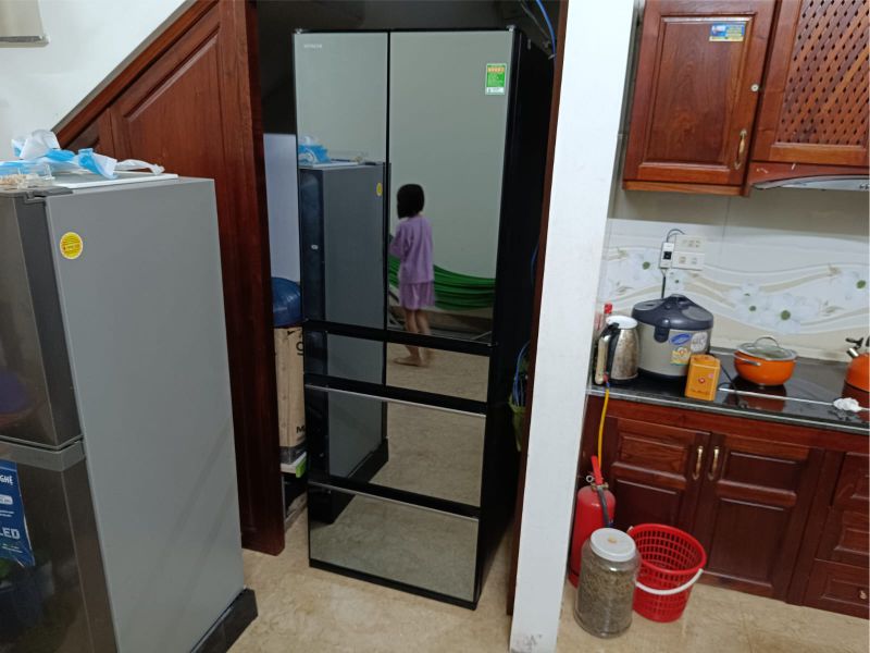 Giao Hàng Tủ Lạnh Hitachi R-HW540RV(X) Tại Phường Ninh Khánh, TP Ninh Bình