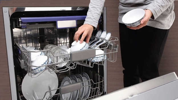 7 Sai lầm phổ biến của người dùng khi sử dụng Máy rửa bát cần tránh