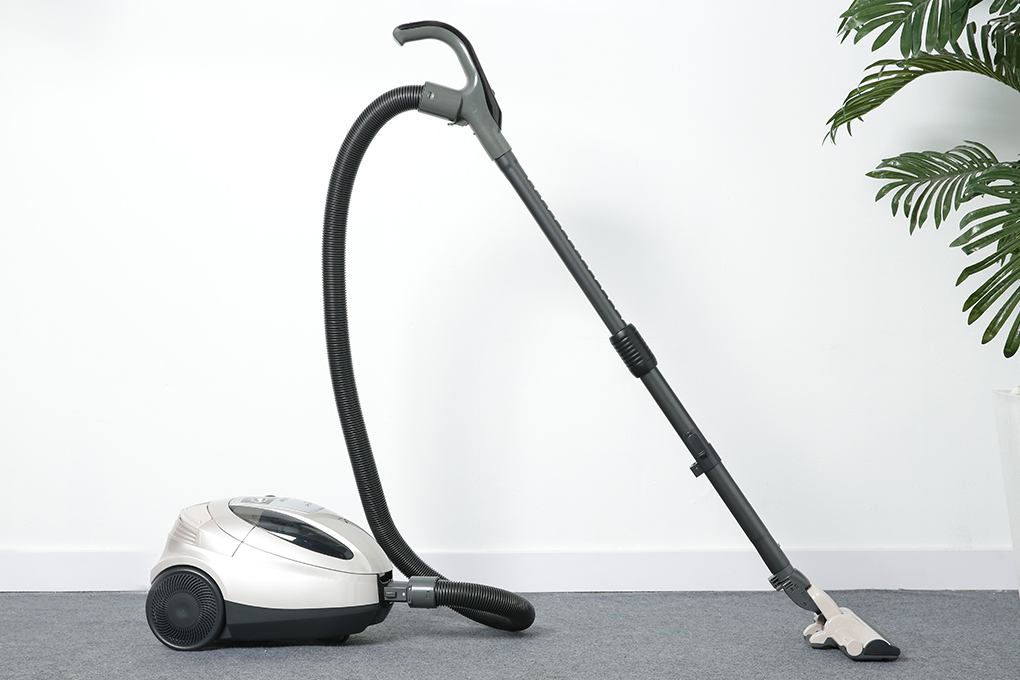 Máy hút bụi Hitachi SU22V có tốt không ?