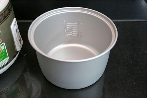 Tìm hiểu về chất liệu của các loại nồi cơm điện trên thị trường hiện nay