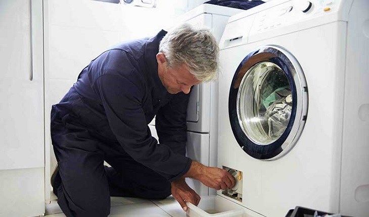 Máy giặt không thoát được nước? Nguyên nhân và cách khắc phục