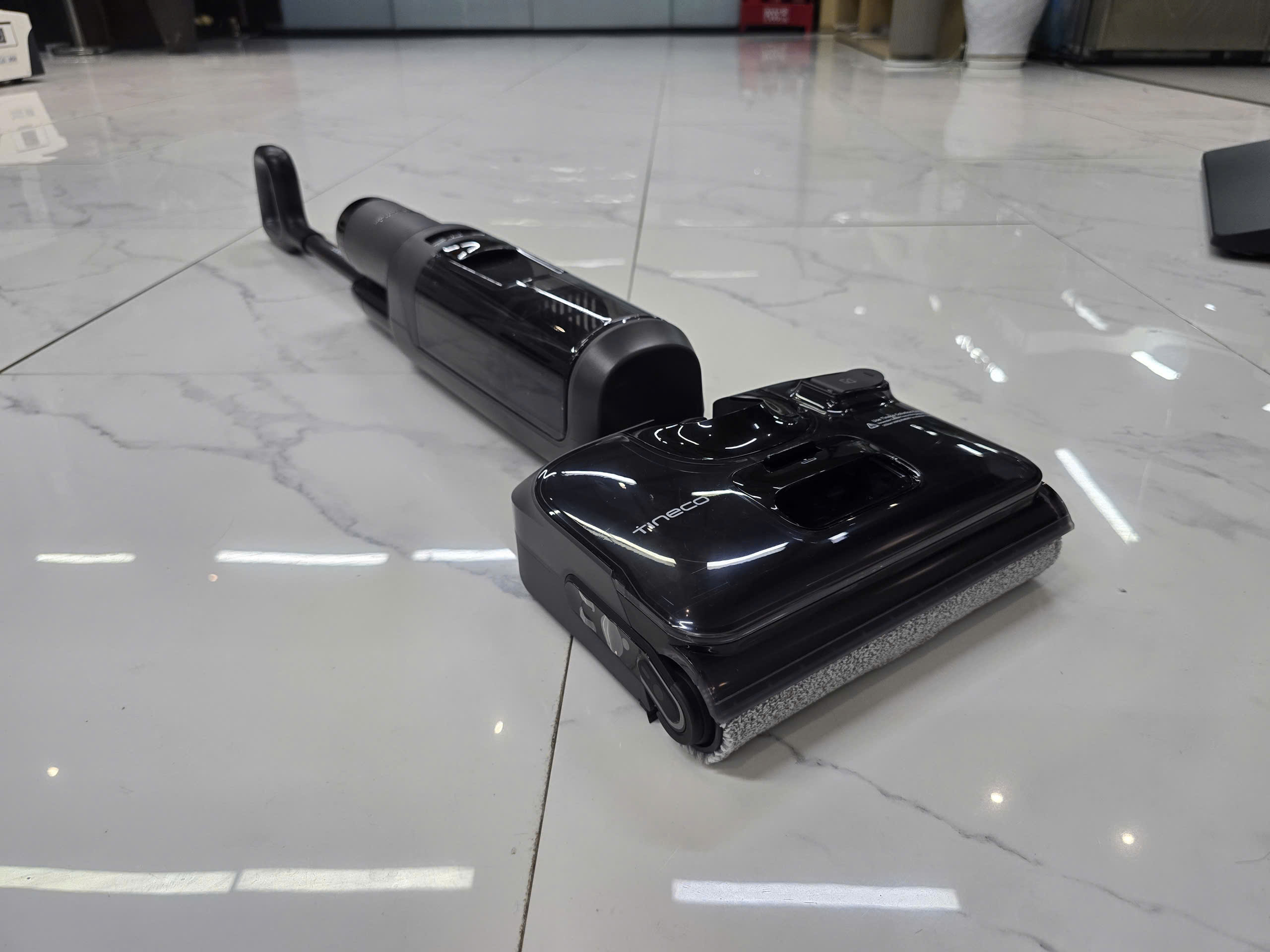 Máy hút bụi lau sàn khô ướt Tineco FLOOR ONE S6 Stretch Extreme