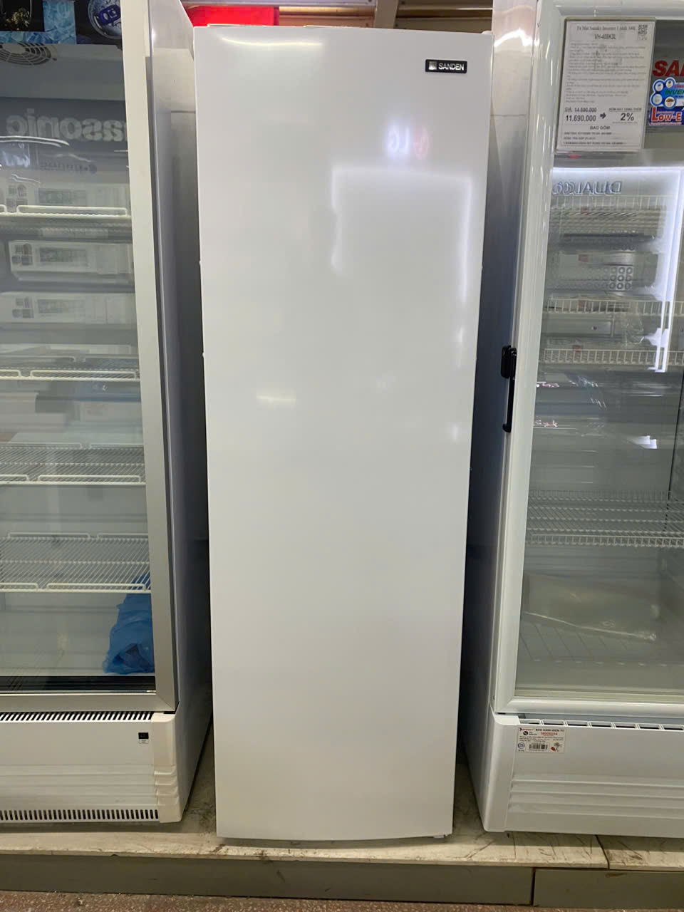 Tủ đông đứng Sanden SFN-0250 250 lít ,Inverter ,không đóng tuyết