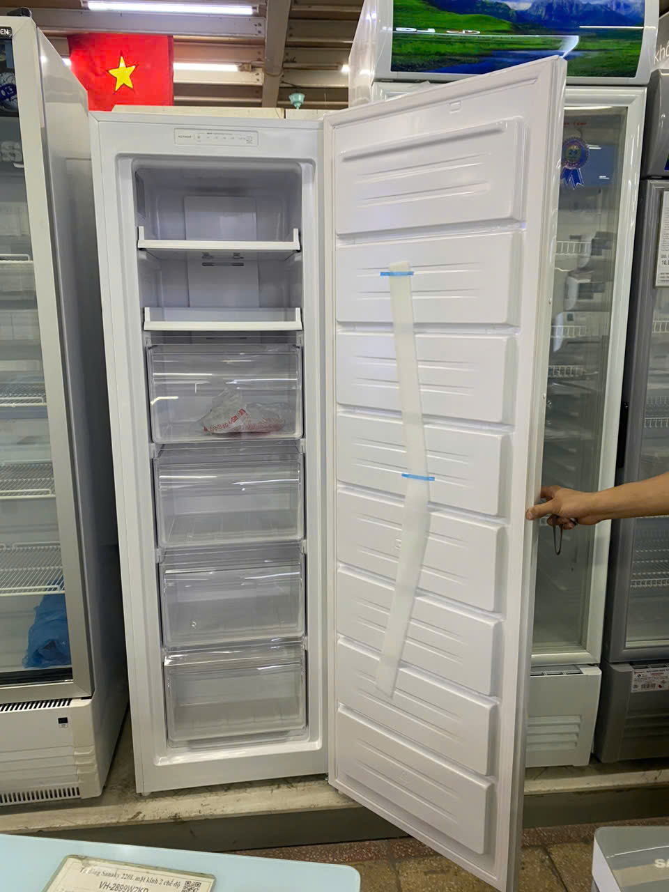 Tủ đông đứng Sanden SFN-0350 300 lít ,Inverter ,không đóng tuyết