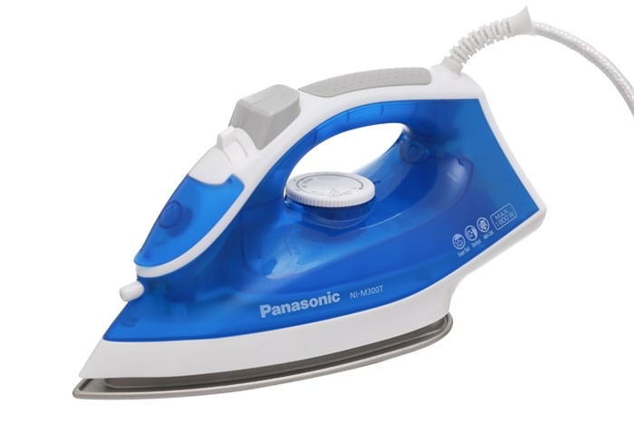Bàn là hơi nước Panasonic NI-M300TARA 1800W