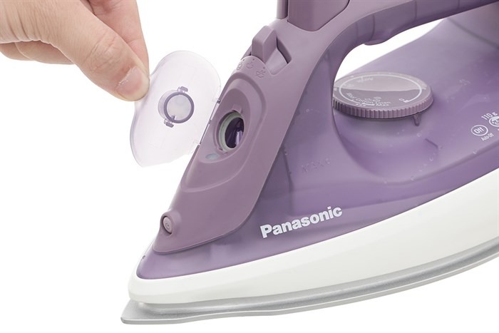 Bàn là hơi nước Panasonic NI-S630VRA 2400W