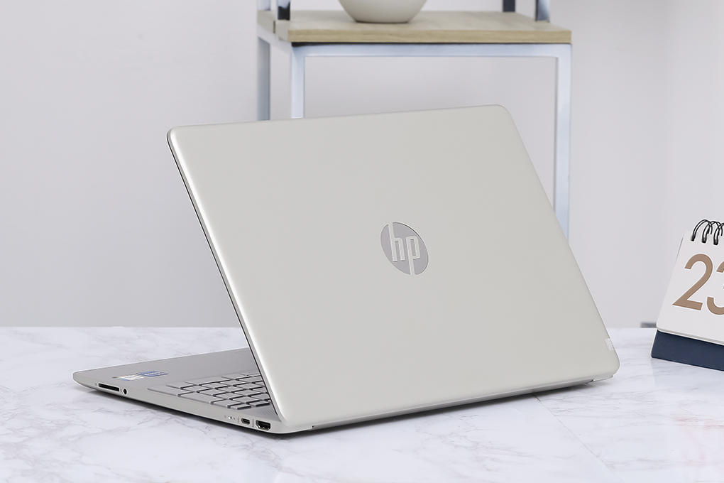 Laptop HP 15s fq2028TU i5 1135G7/8GB/512GB/Win10 (2Q5Y5PA)