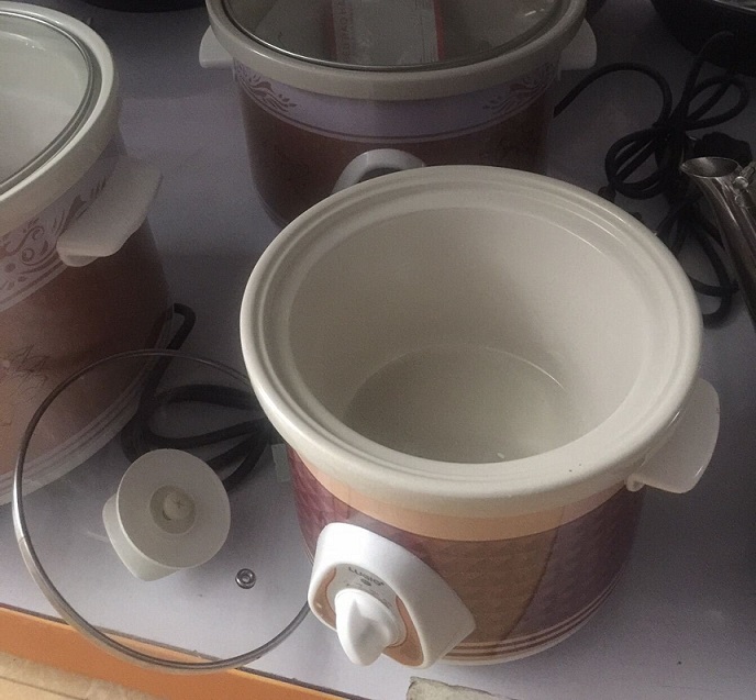 Nồi hầm nấu chậm LUGIO LG-KC15