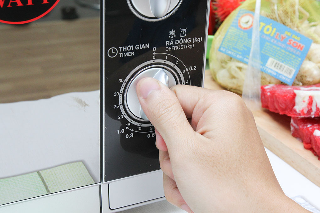 Lò vi sóng Sharp R-203VN-M 20 lít không nướng