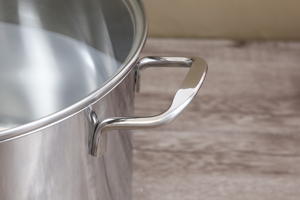 Nồi luộc gà inox 3 đáy nắp kính 28 cm Sunhouse SH28LG