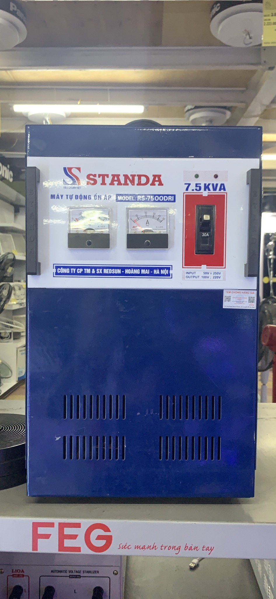 Ổn áp Standa RS7500DRI 7.5KVA dải 50-250v