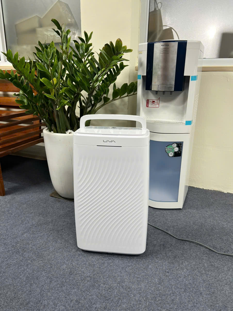 Máy hút ẩm Liva FDD25-5168BR2 25 lít phòng 100M2