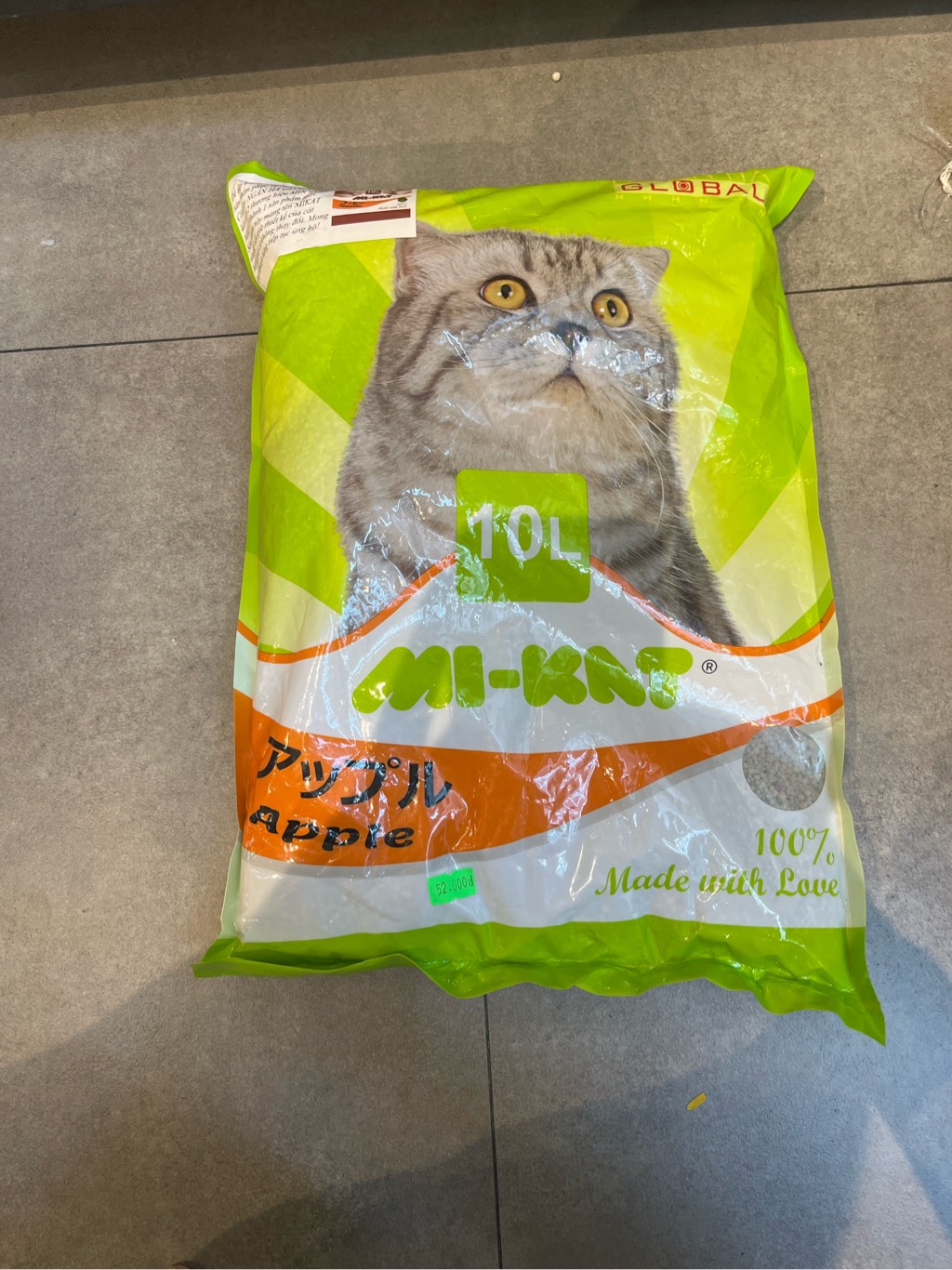 Cát Mikat Hương Táo 10L