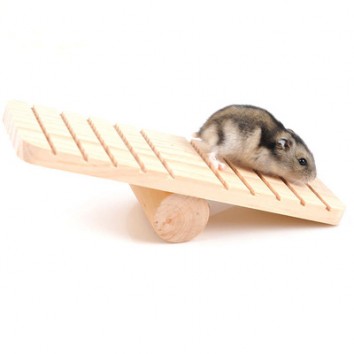 Đồ chơi bập bênh gỗ Hamster