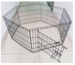 Chuồng vây xếp bằng sắt