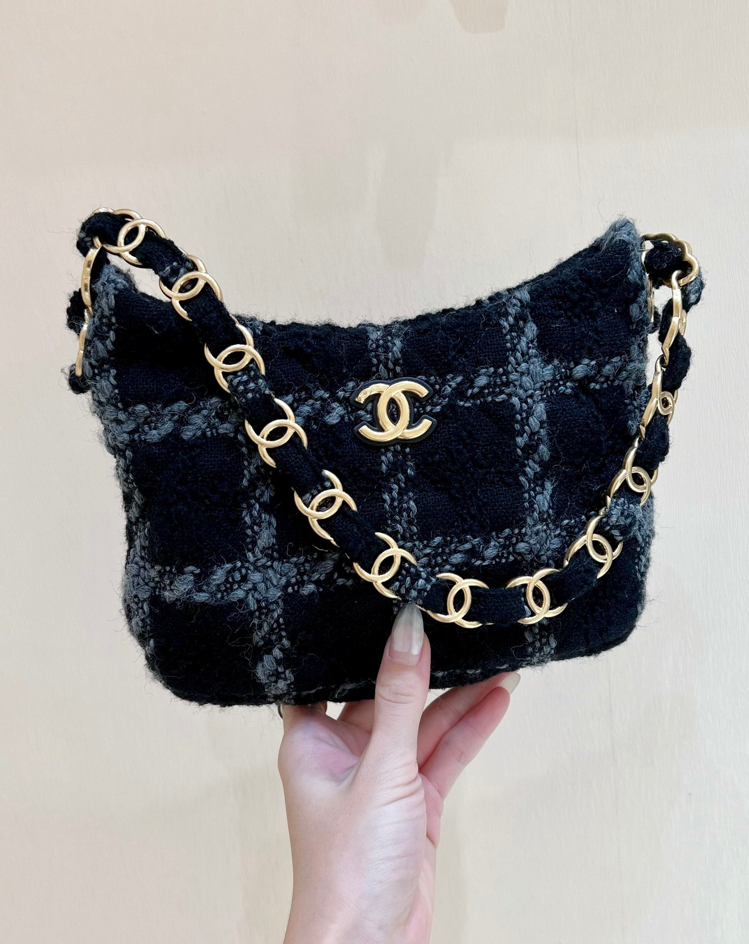 CC Hobo Tweed