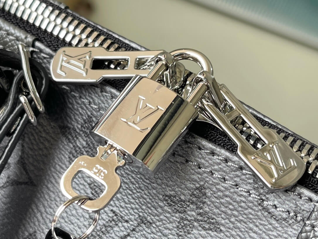 LOUIV Keepall 50