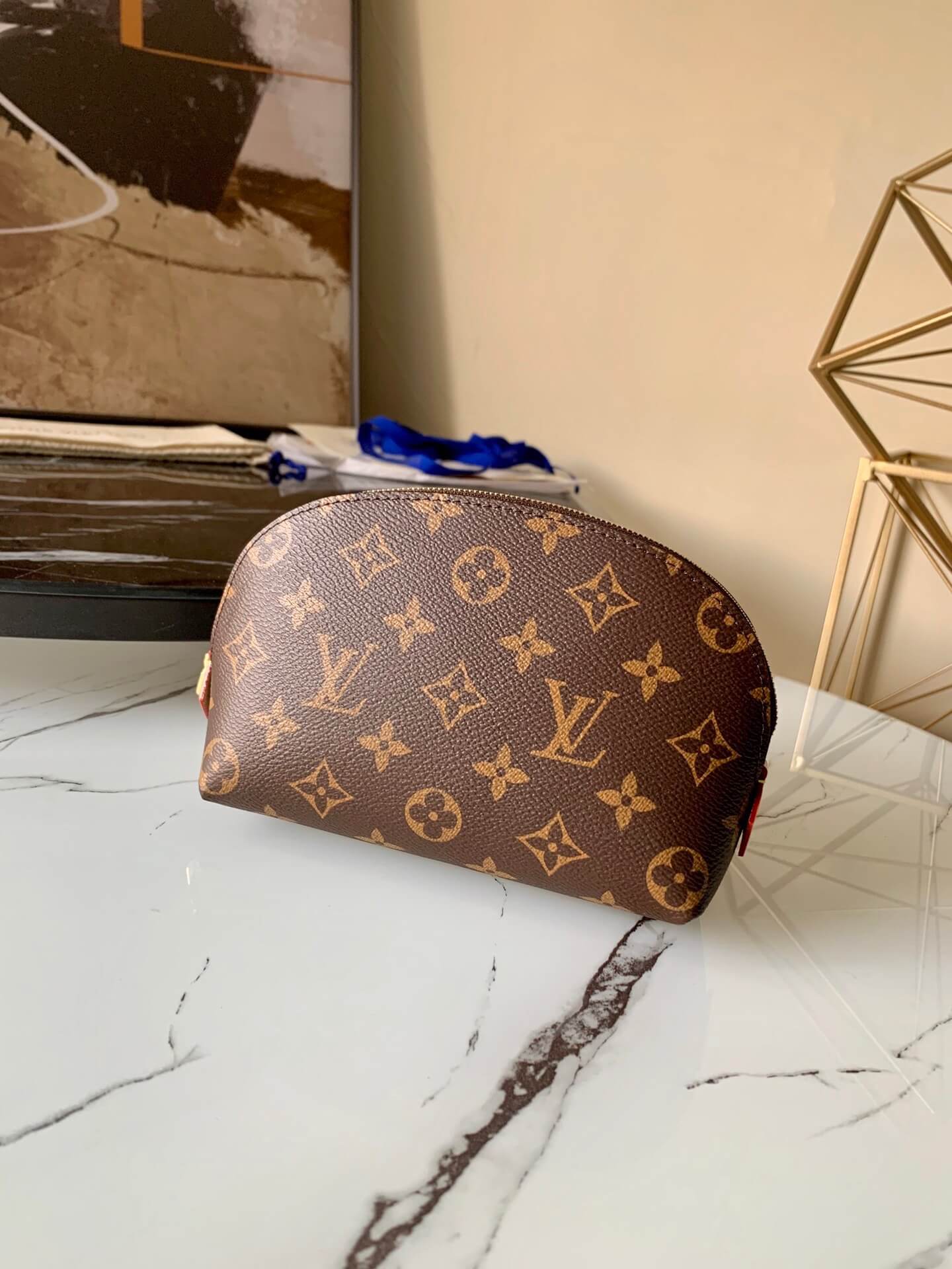 LOUIV Pouch