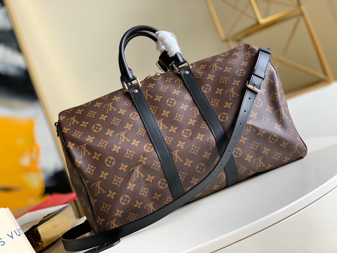 LOUIV Keepall