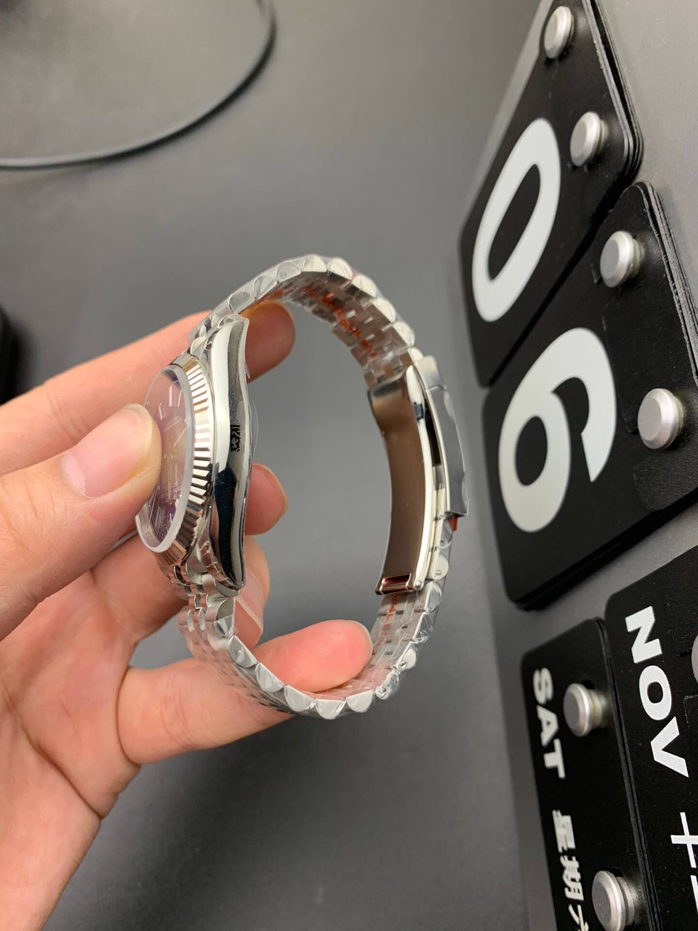 Men Watch