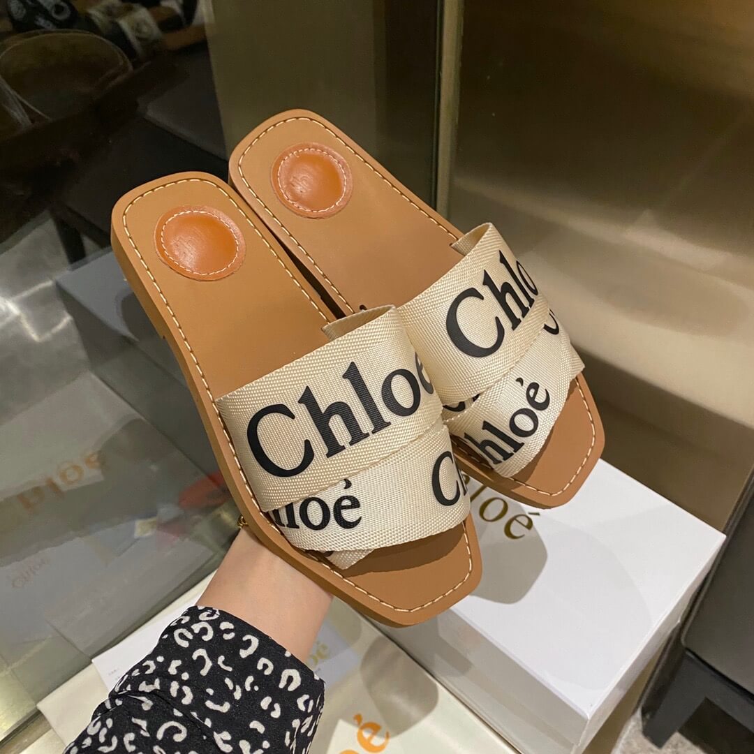 Chloe Slides