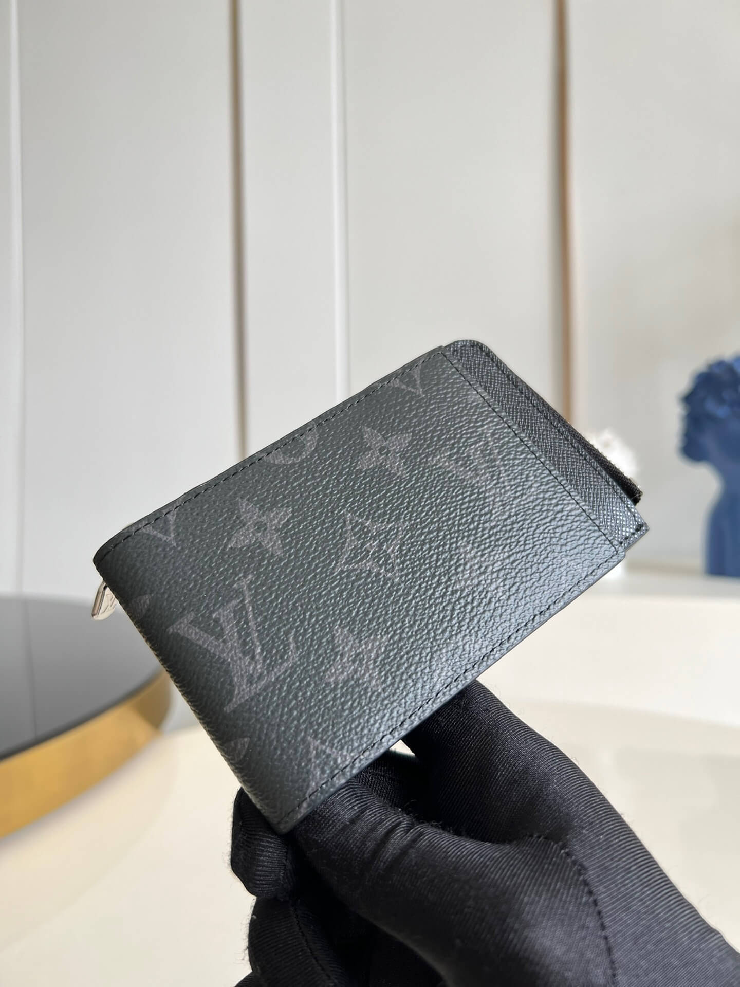LOUIV Wallet