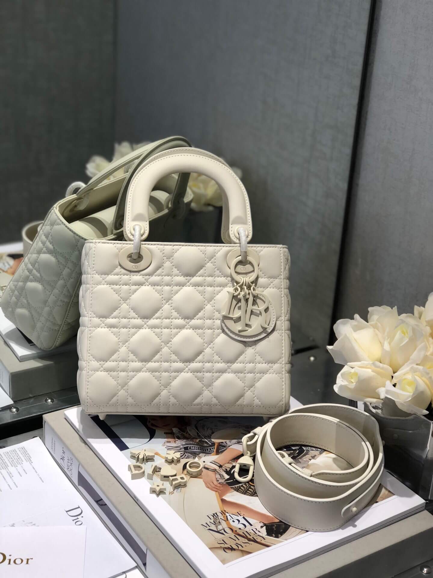 CD Lady Matte Small