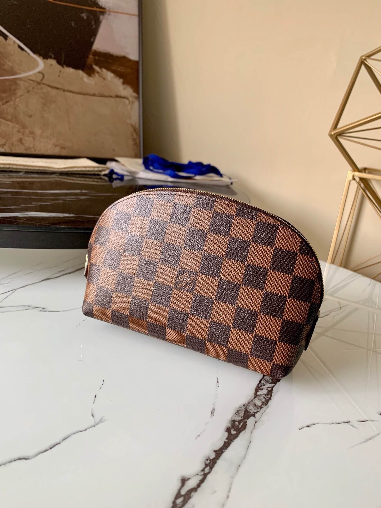 LOUIV Pouch
