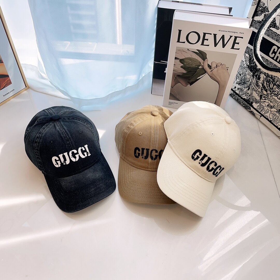 Caps