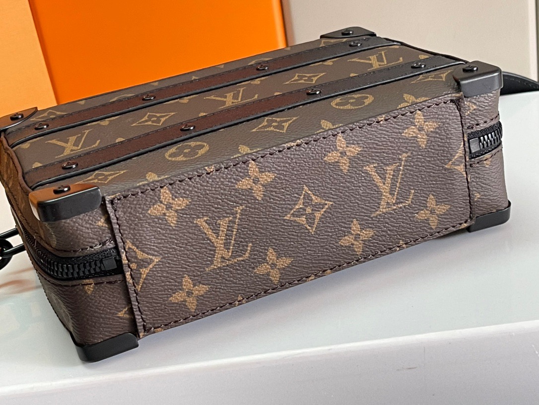 LOUIV Handle Soft Trunk