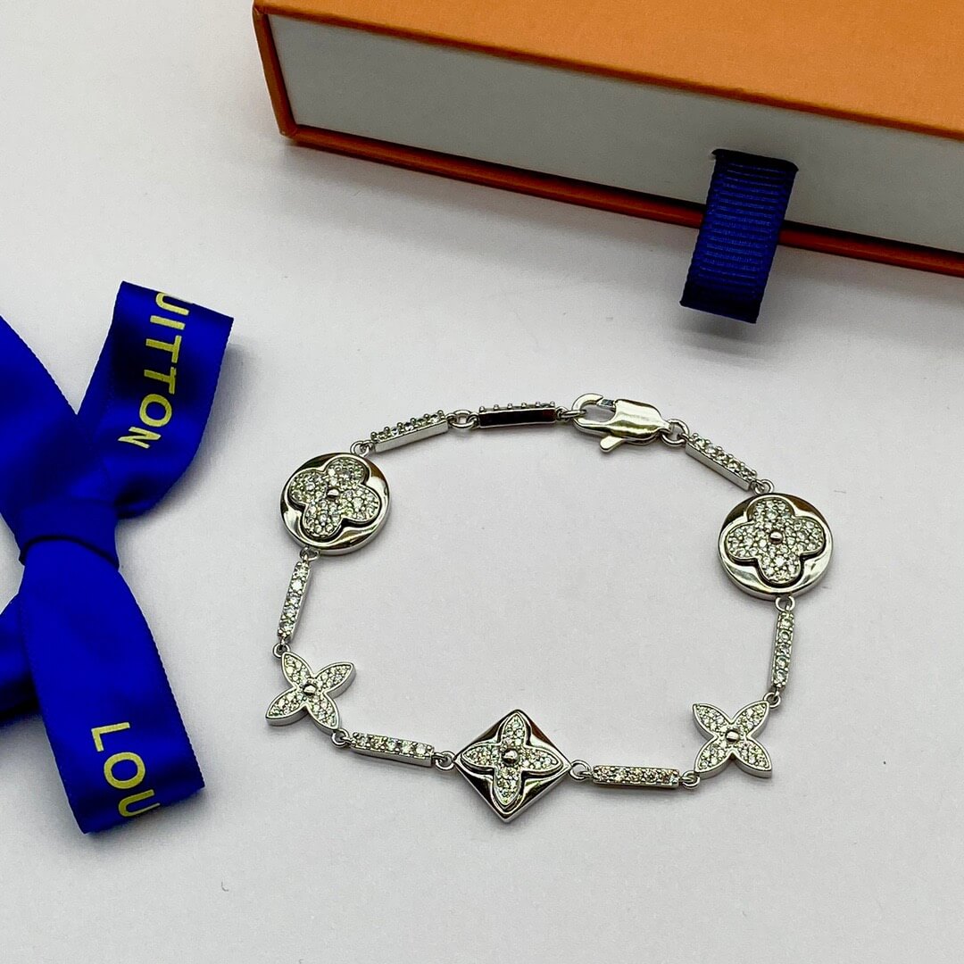 LOUIV Bracelets