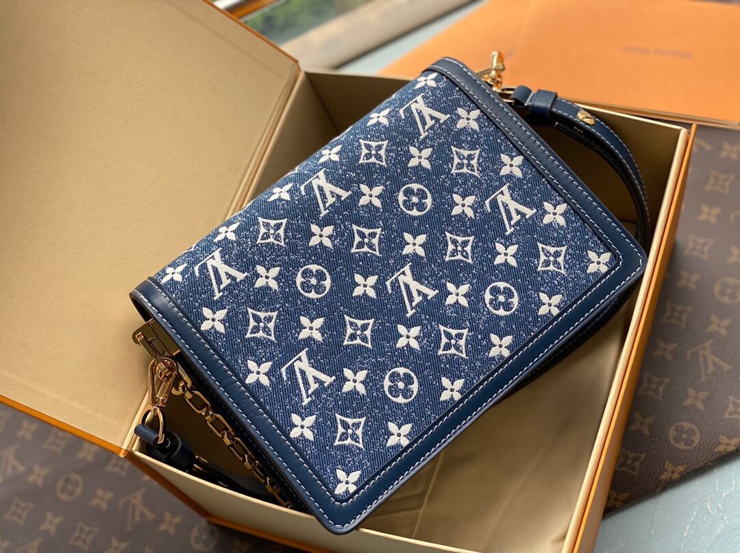 LOUIV Dauphine 25